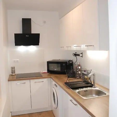 Apartamento Avec Terrasse, Thermal, Parc Ste Marie Nancy