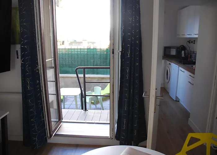 公寓 Avec Terrasse, Thermal, Parc Ste Marie 南锡